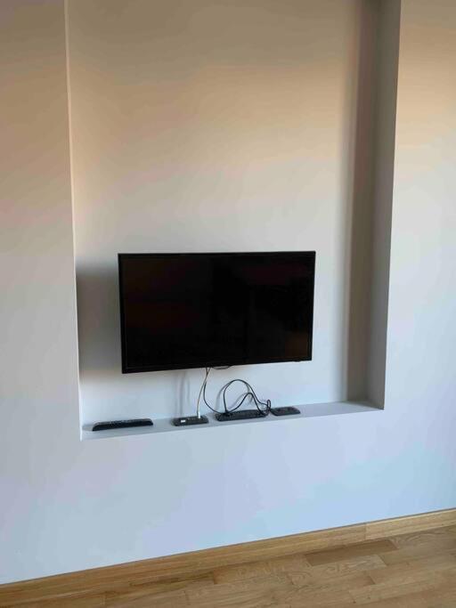 In Urbe - A Con Terrazzo Apartment *